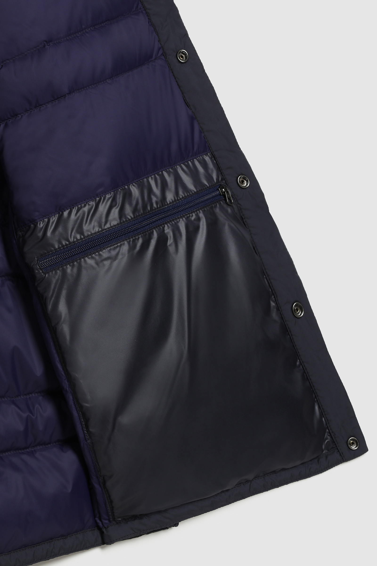 Lightweight Foldable Microfiber Vest Blue photo 10 | Woolrich