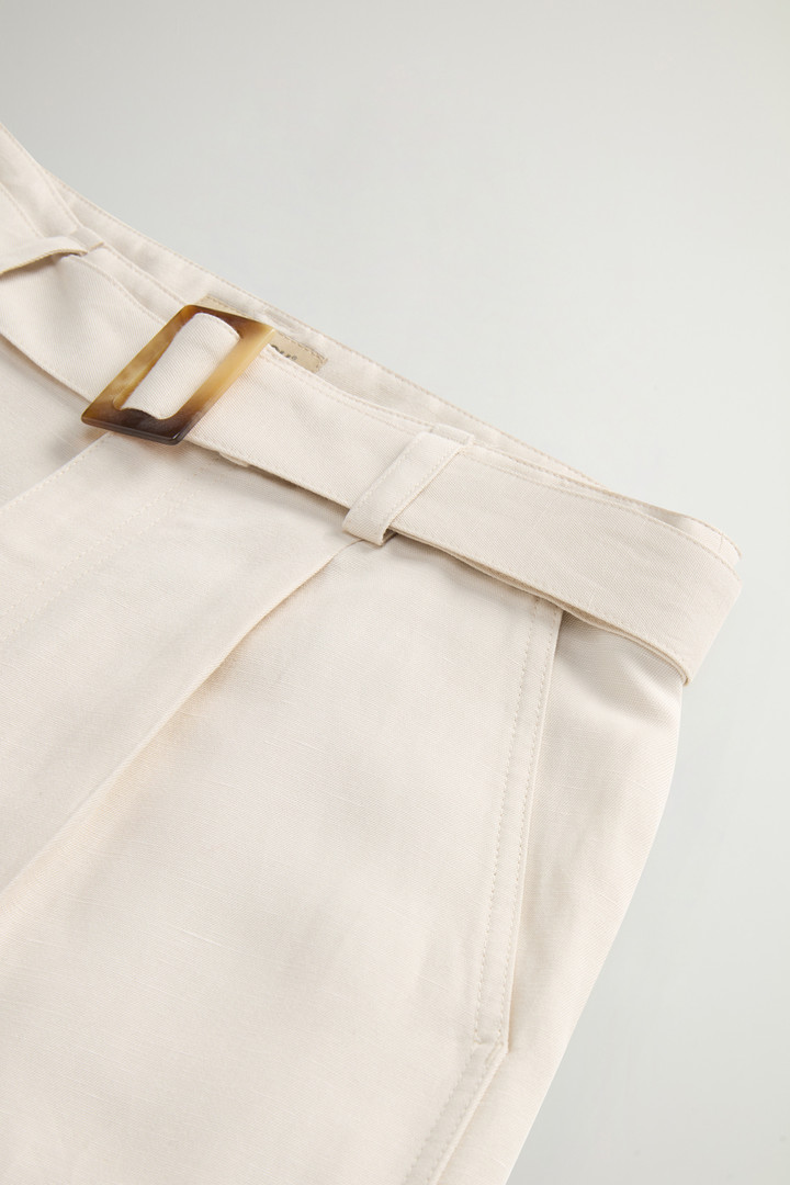 Garment-Dyed Linen-Blend Bermuda Shorts Beige photo 6 | Woolrich