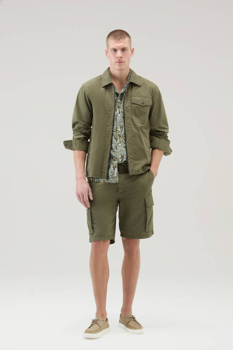 Garment-Dyed Overshirt in Pure Cotton Green | Woolrich