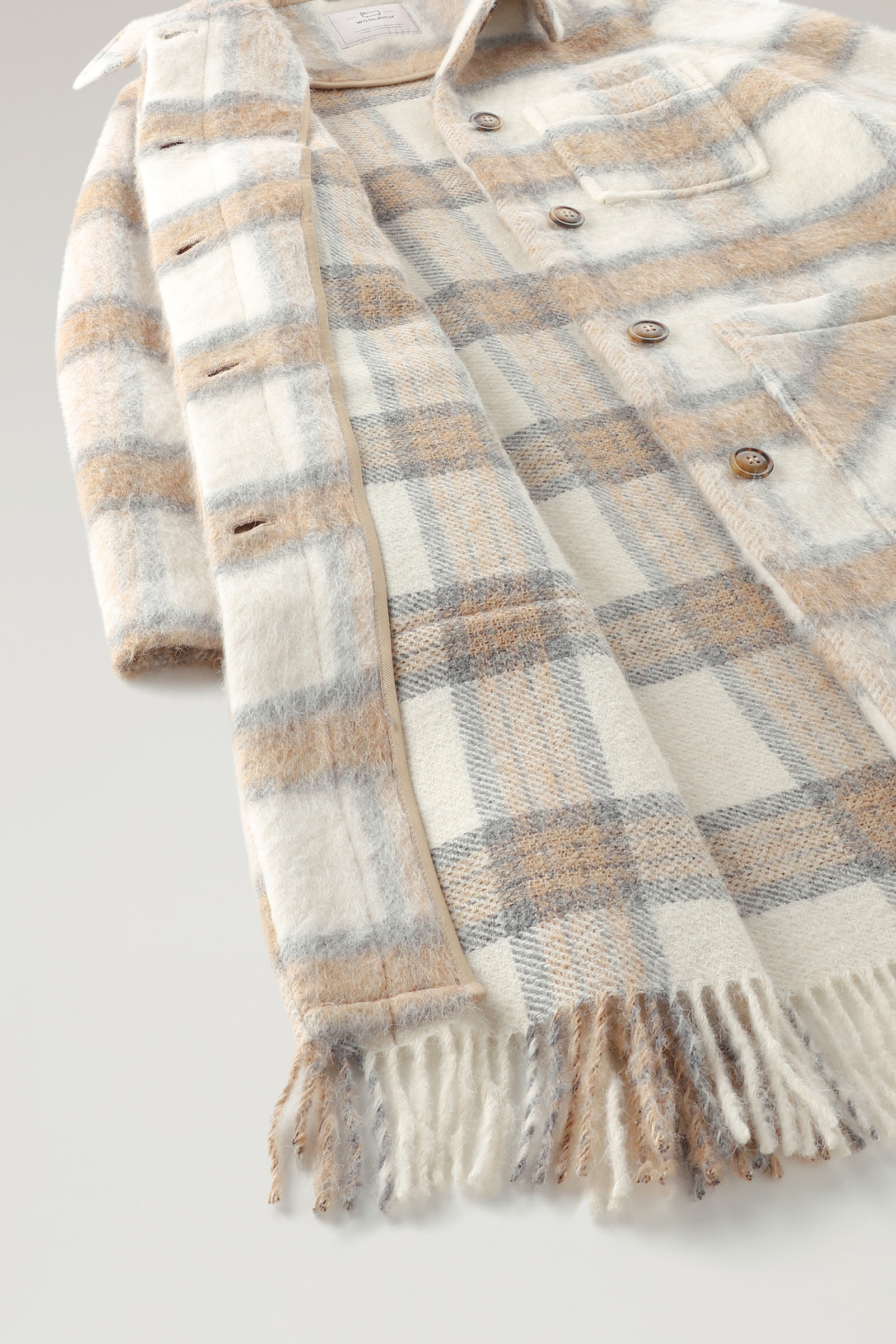 Langes Overshirt aus gebürsteter Wolle mit Fransen beige photo 9 | Woolrich