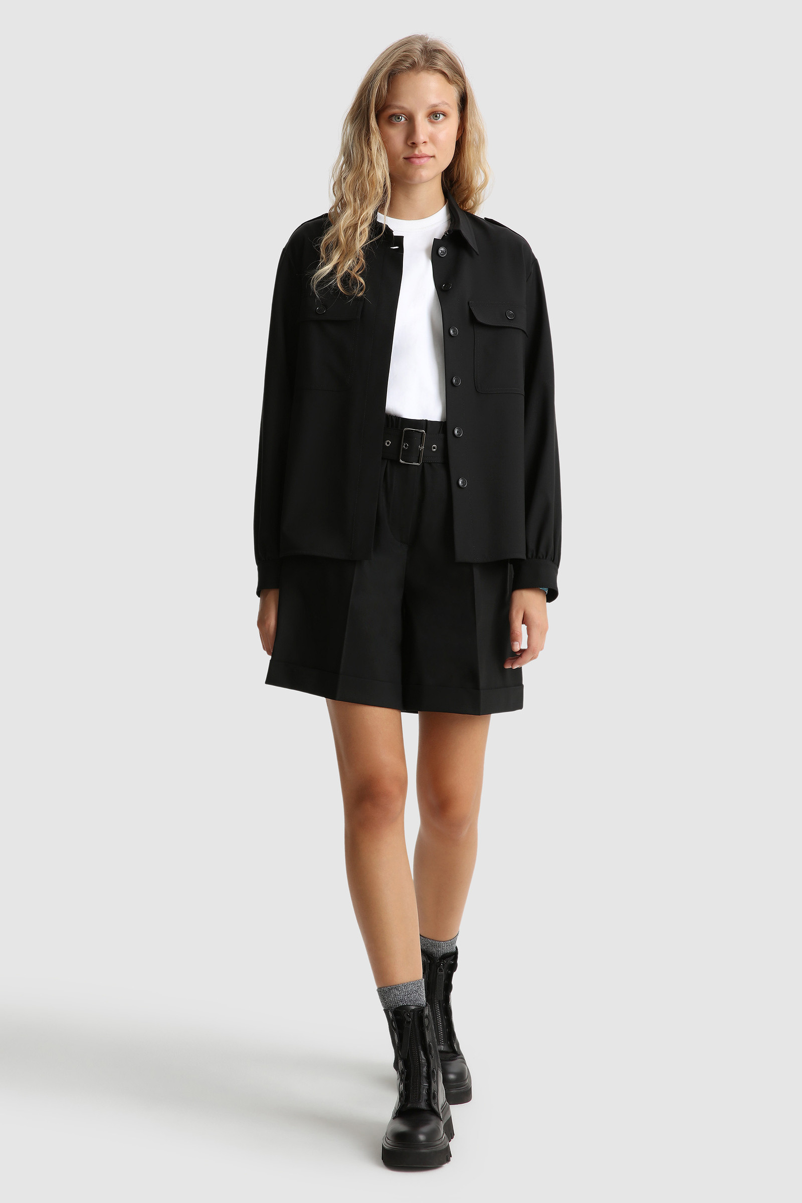Merino Cool Wool Short Black photo 2 | Woolrich