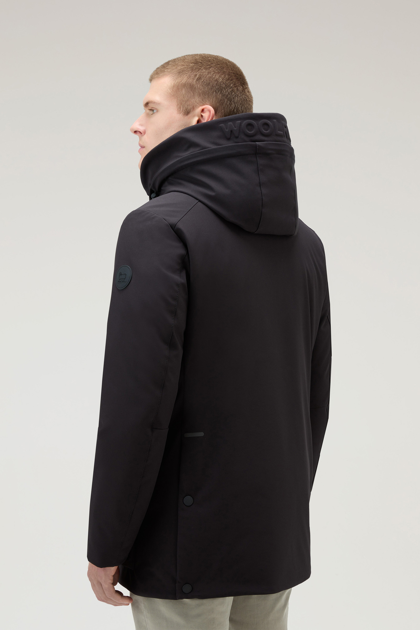 Men's Parka in Tech Softshell Black | Woolrich USA