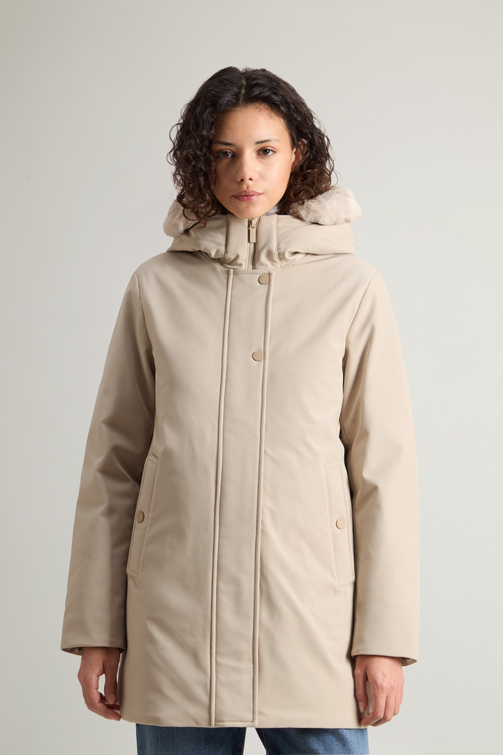 Firth Parka aus Tech Softshell mit abnehmbarem Kragen aus Pelzimitat Khaki photo 1 | Woolrich