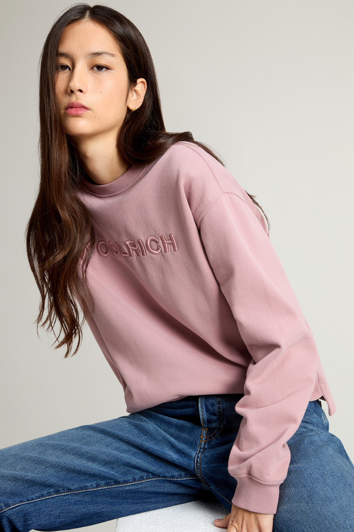 Sweatshirt mit Rundhalsausschnitt aus reiner Baumwolle mit aufgesticktem Schriftzug auf der Brust Rosa photo 4 | Woolrich