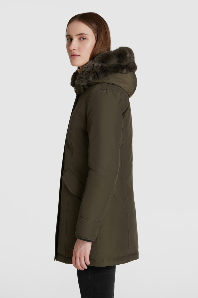 Beaker Parka with faux fur
