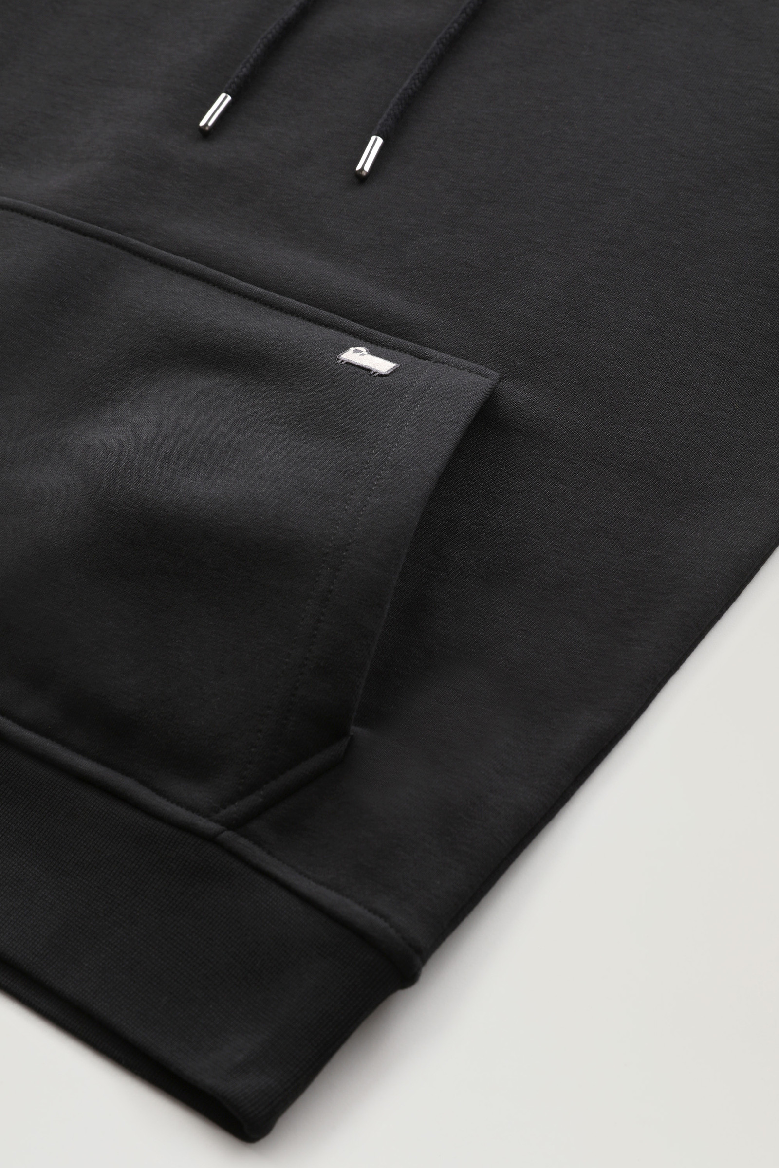 Sudadera con capucha unisex de algodón negro photo 9 | Woolrich