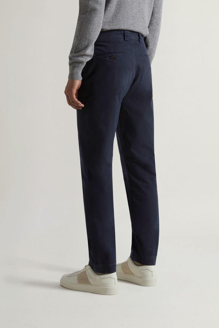 Garment-Dyed Chino Pants in Stretch Cotton Twill Blue photo 3 | Woolrich