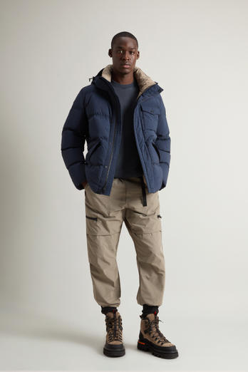 Doudoune à capuche teinte en pièce en nylon Bleu | Woolrich