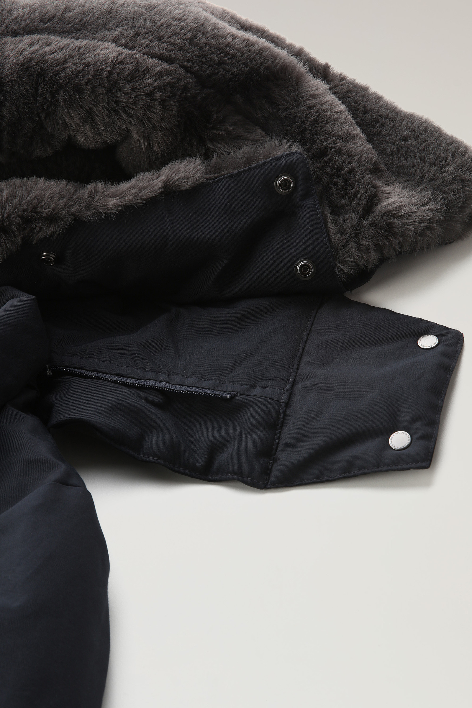 Bow Bridge Parka mit Kunstpelz aus Ramar Cloth blau photo 8 | Woolrich