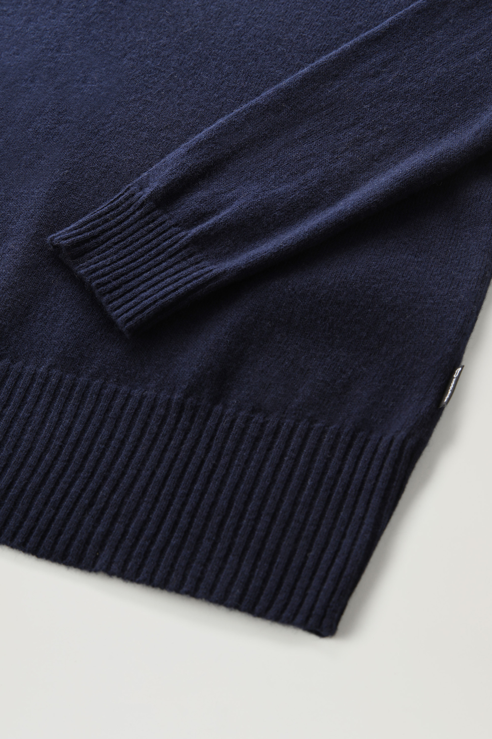 Mixed Wool and Cashmere V-Neck Sweater Blue photo 7 | Woolrich