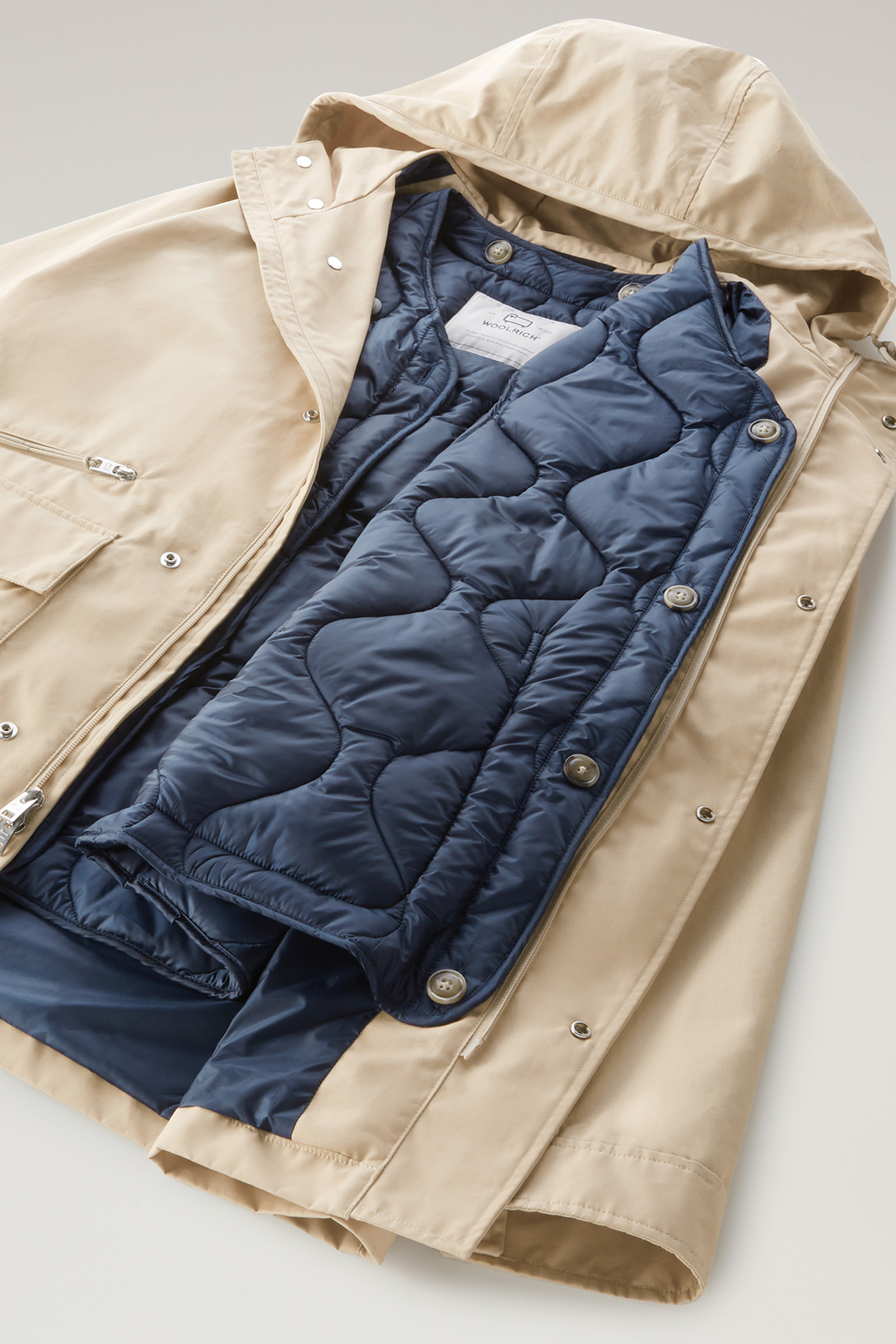 3-in-1 Mountain Jacket in Soft Byrd Cotton with Quilted Detachable Vest Beige photo 12 | Woolrich
