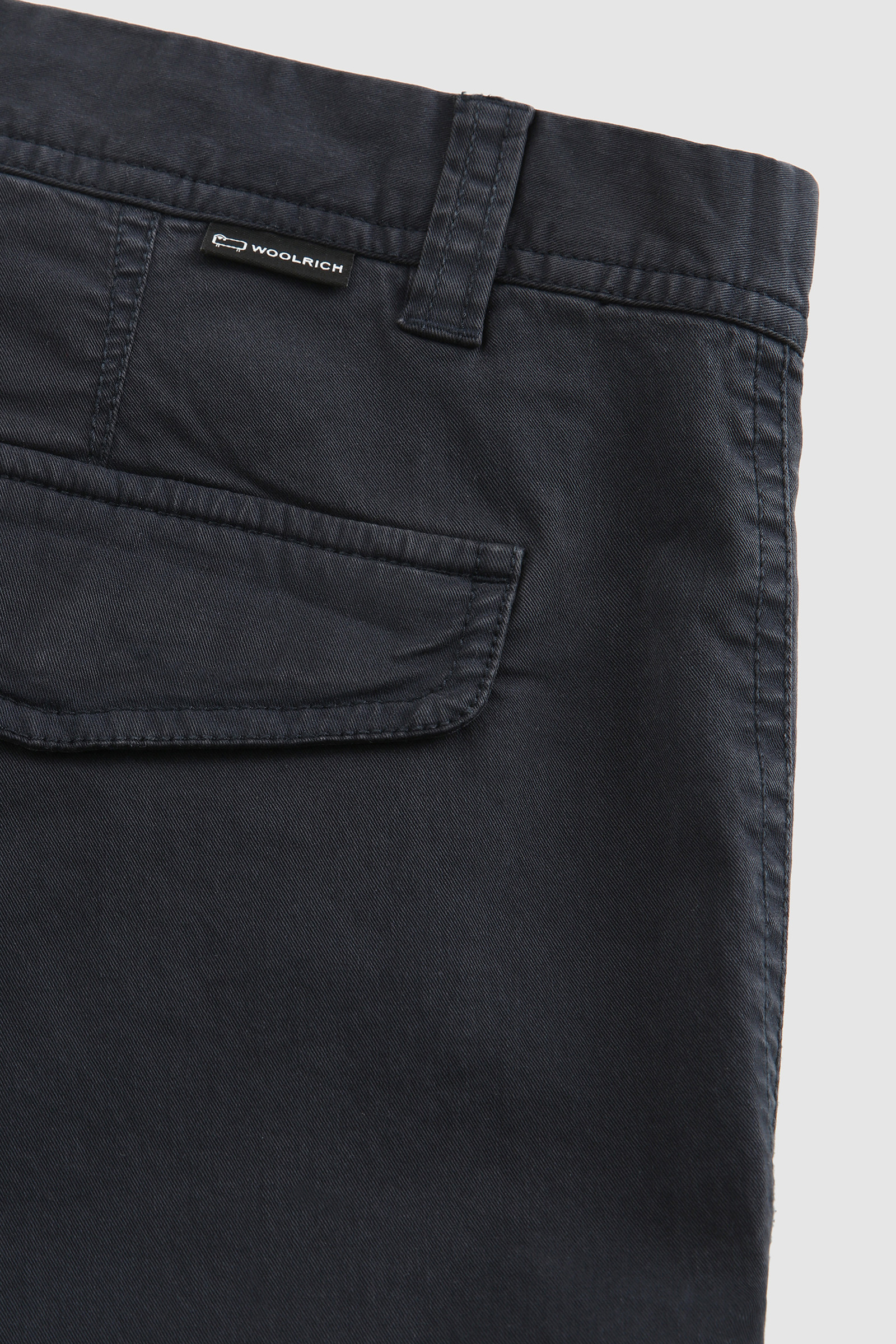 Short cargo teint en pièce bleu photo 6 | Woolrich