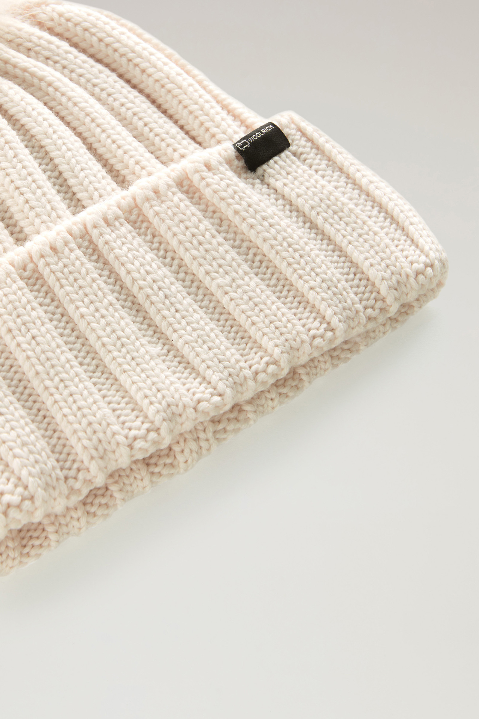 Beanie in Pure Virgin Wool with Cashmere Pom-Pom White photo 3 | Woolrich