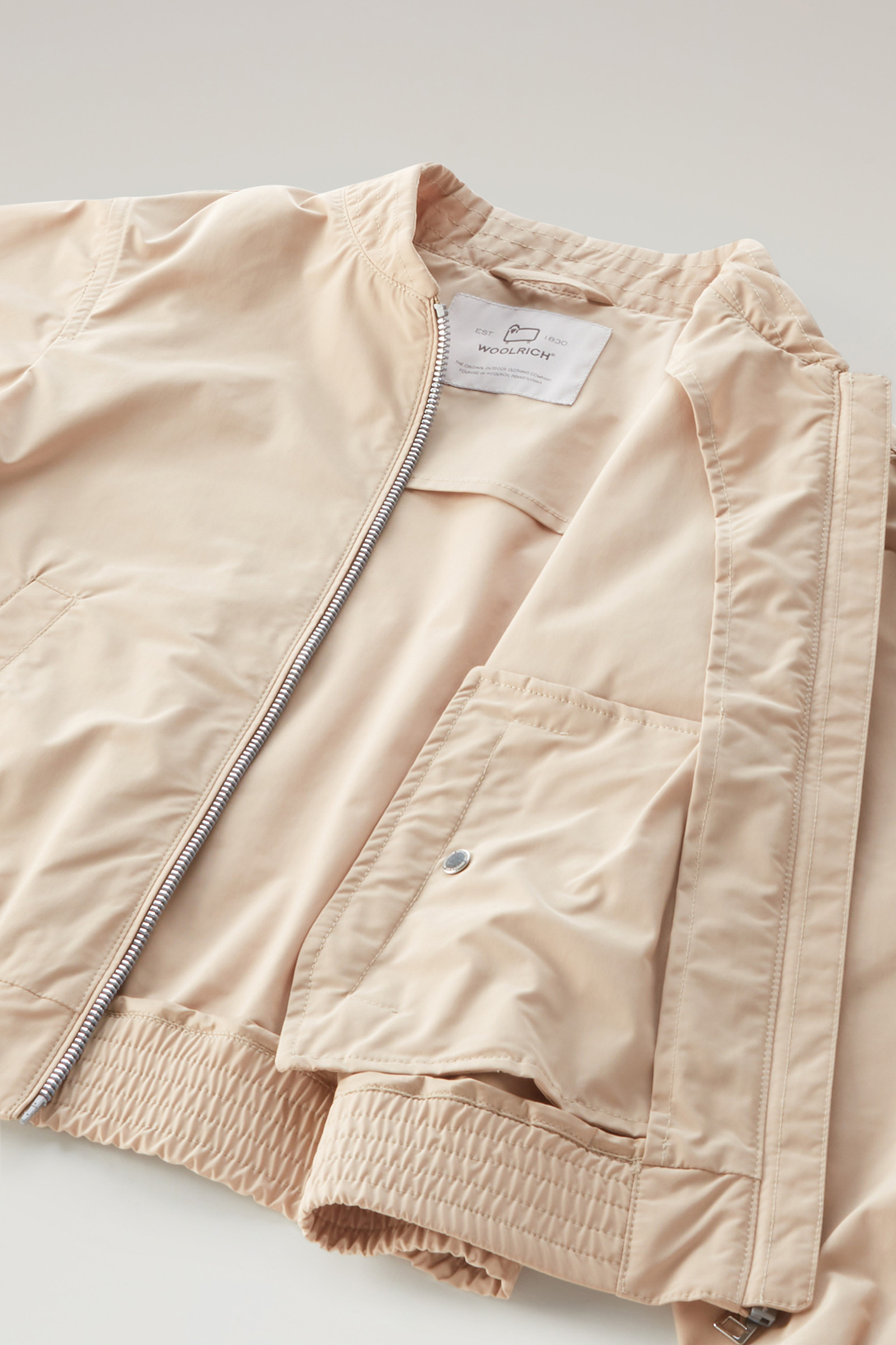 Bomberjacke Urban aus Urban Touch für Mädchen beige photo 7 | Woolrich