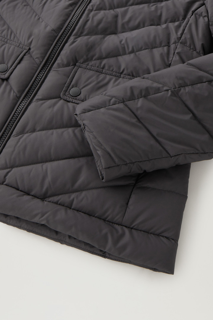 Short Padded Jacket with Chevron Quilting Black photo 8 | Woolrich