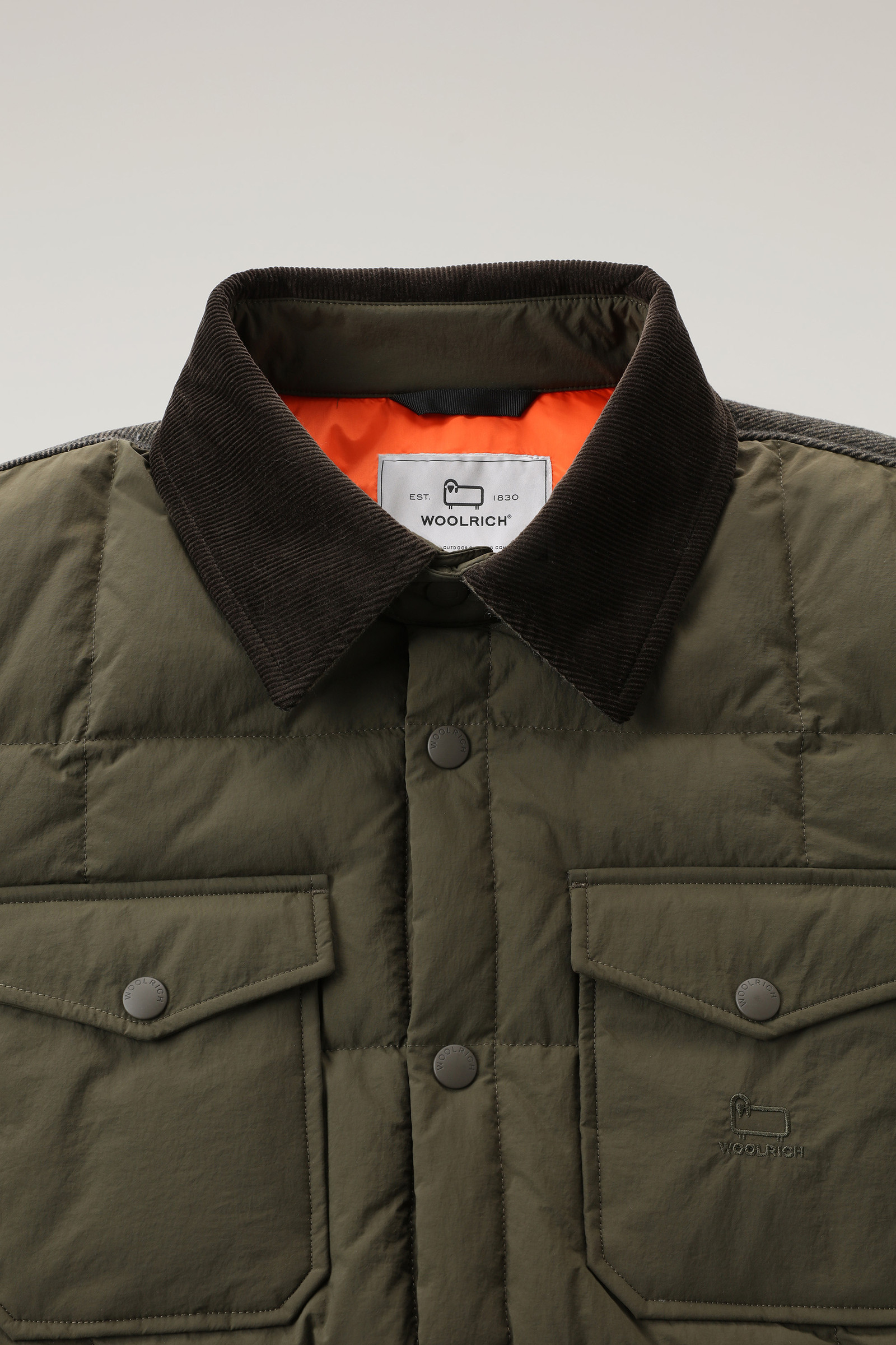 Padded Heritage Terrain Overshirt in Taslan Nylon Green photo 6 | Woolrich