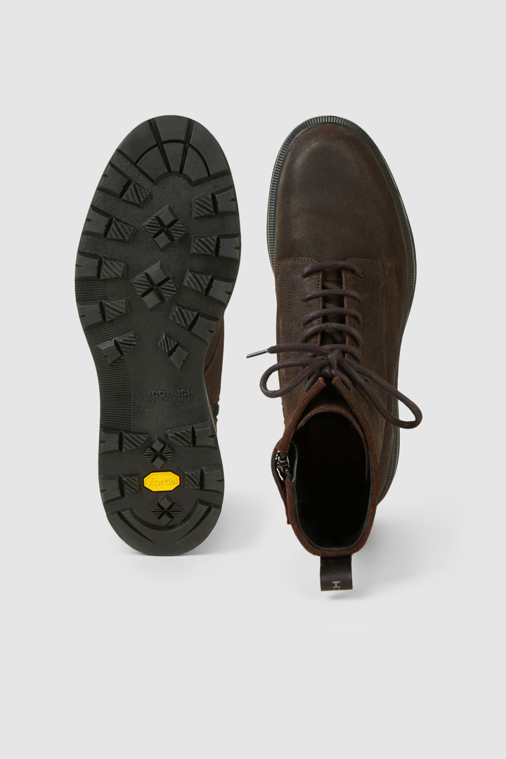 Work boot, suede