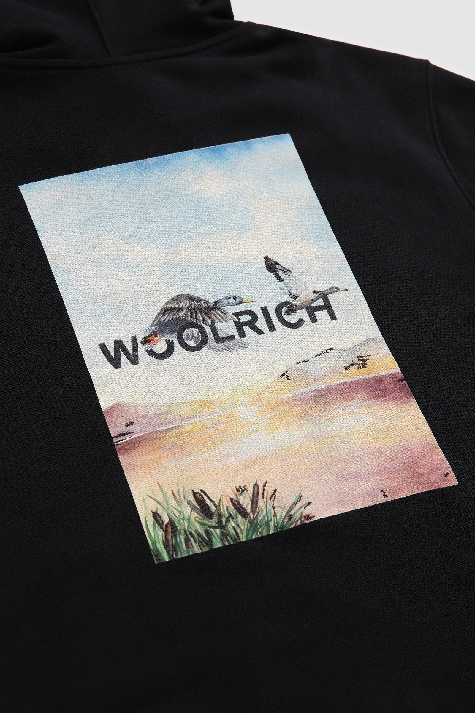 Sweat à capuche avec imprimé au dos noir photo 8 | Woolrich