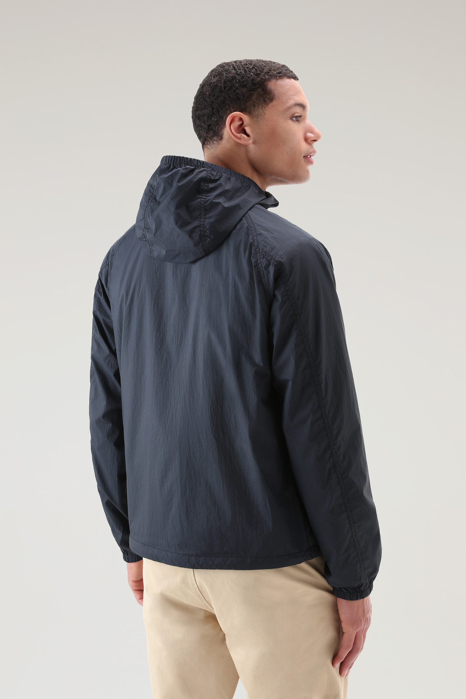 Veste Hybrid en nylon crinkle avec matelassage sur le devant et capuche bleu photo 3 | Woolrich
