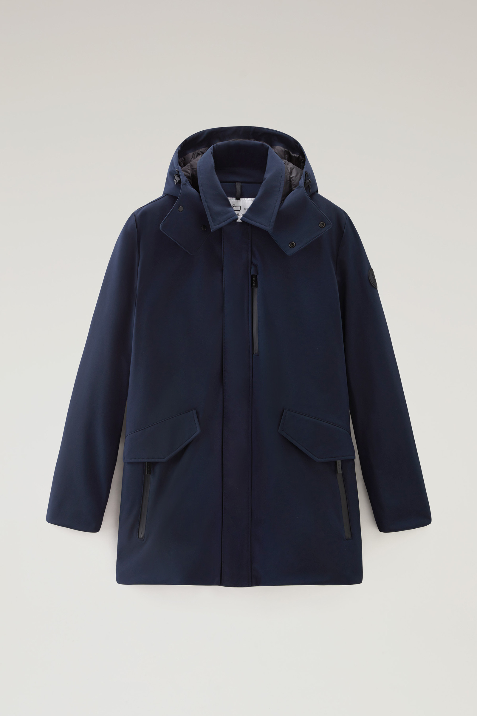 Men's Barrow Mac Coat in Tech Softshell Blue | Woolrich UK