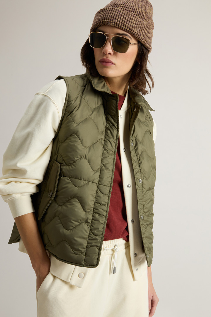 Quilted Microfiber Heritage Vest Green photo 4 | Woolrich