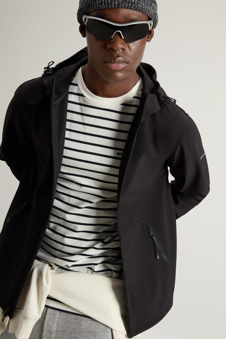 Veste en Tech Softshell Noir photo 4 | Woolrich