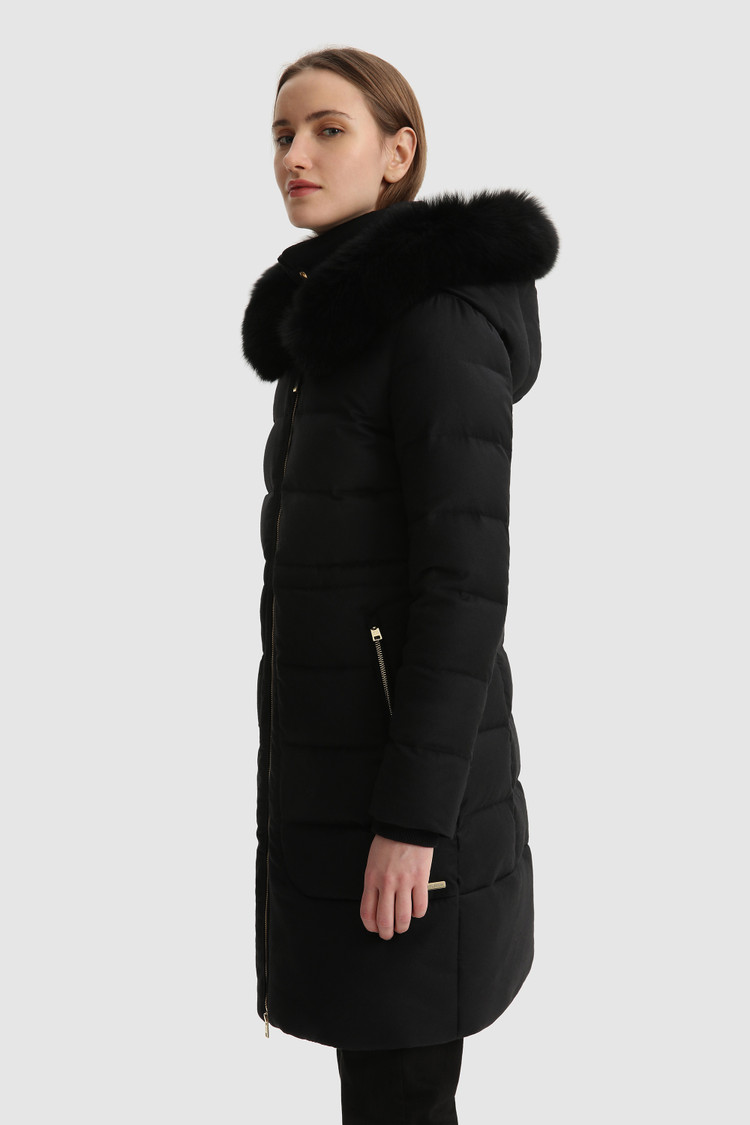 Langer Parka aus Wolle und Seide mit Fell