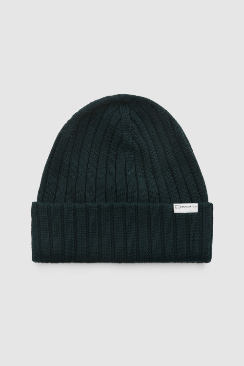 Woolrich selection of hats and beanies | Woolrich USA