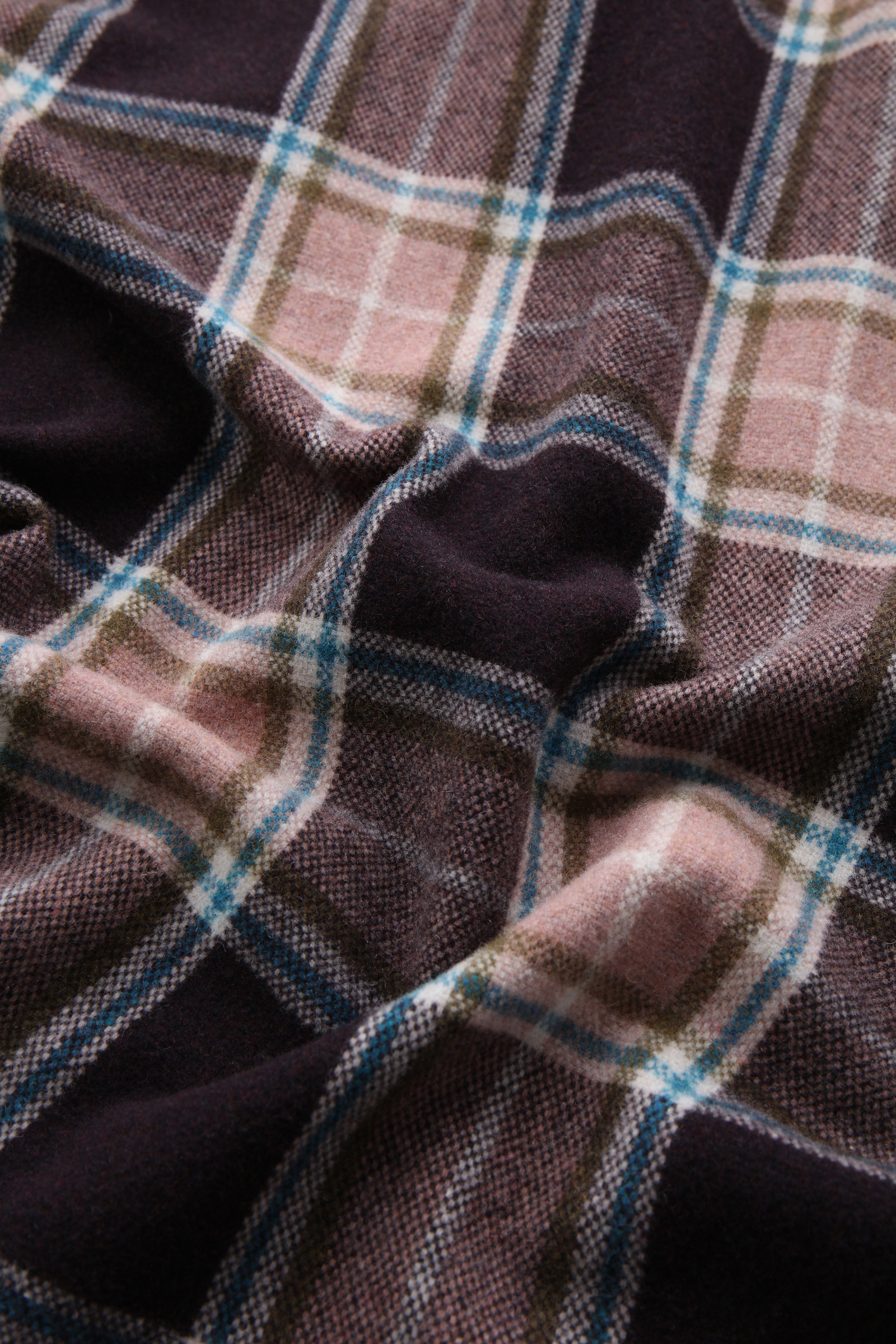 Alaskan Check Overshirt in Recycled Italian Wool Blend Pink photo 11 | Woolrich