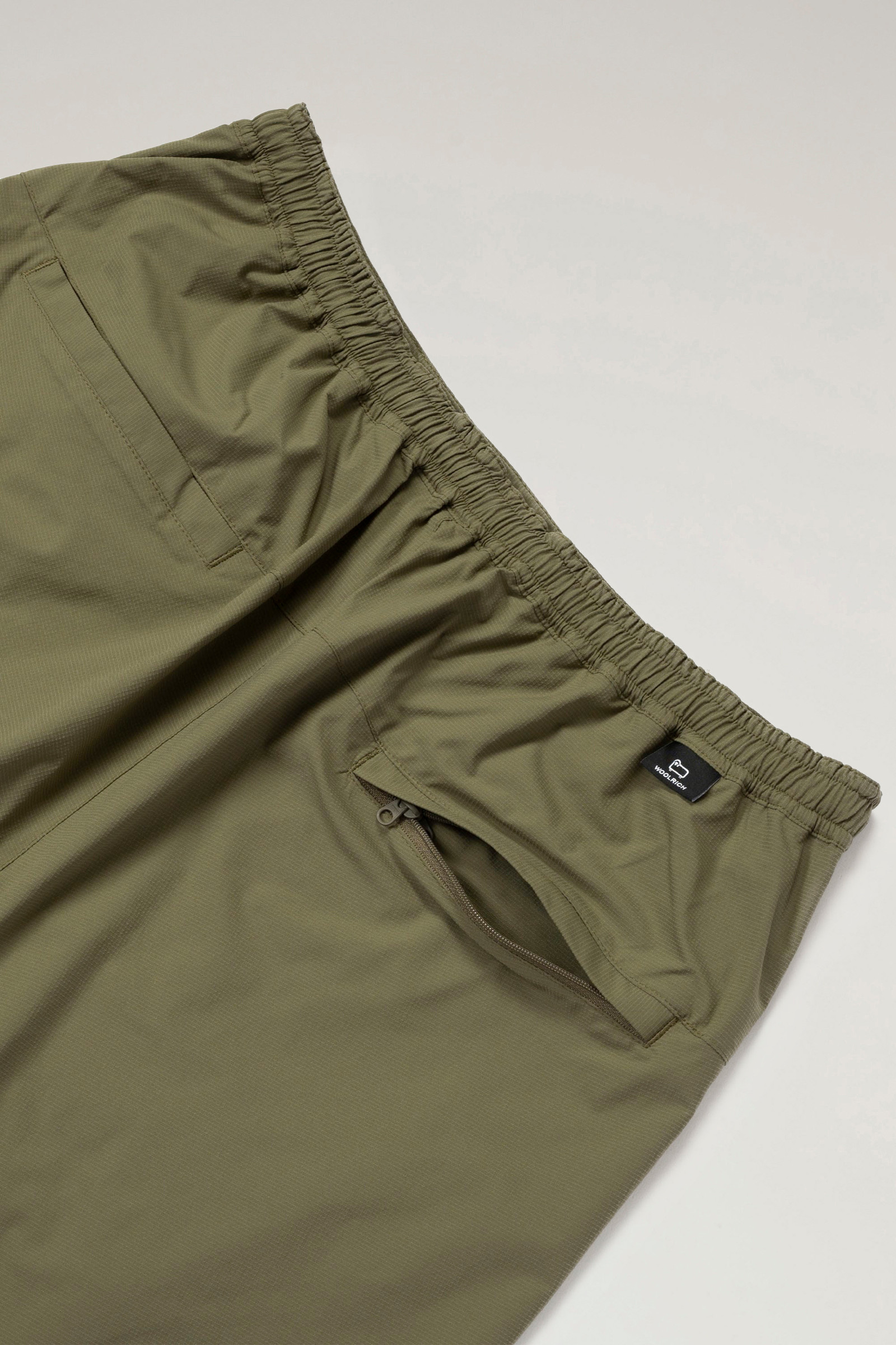 High Aeration Shorts in Stretch Ripstop Green photo 7 | Woolrich