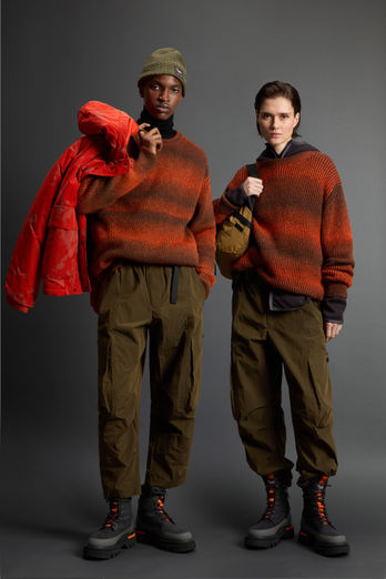 Pullover mit Rundhalsausschnitt aus Schurwollmischung by Todd Snyder Rot photo 1 | Woolrich
