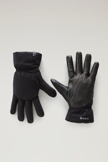 GORE-TEX lined Gloves - Elmer / Woolrich Black photo 1 | Woolrich