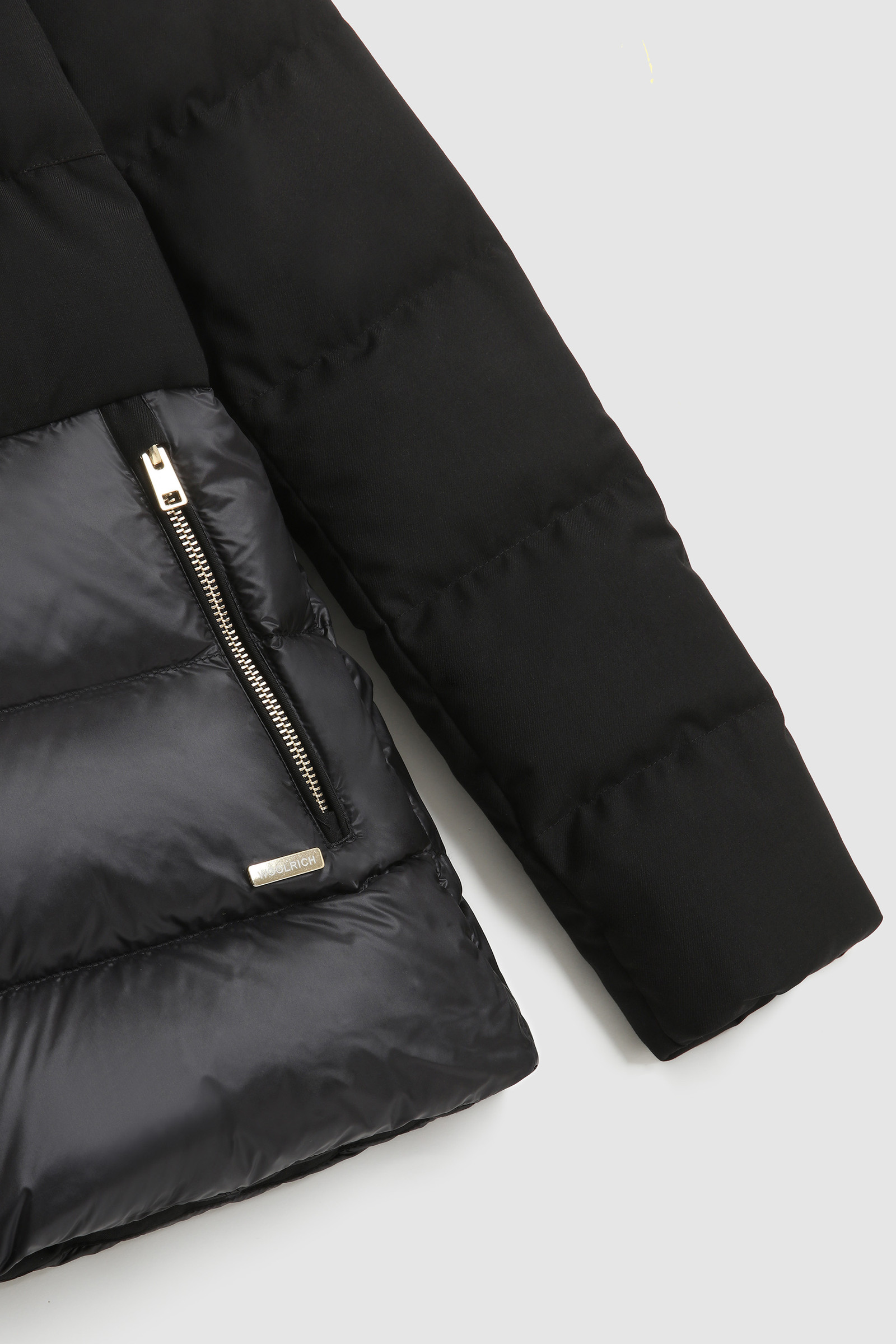 Luxe Pufferjacke Schwarz photo 8 | Woolrich