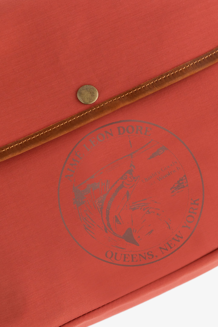 Sac porté épaule Fly Fishing Aimé Leon Dore / Woolrich marron photo 2 | Woolrich