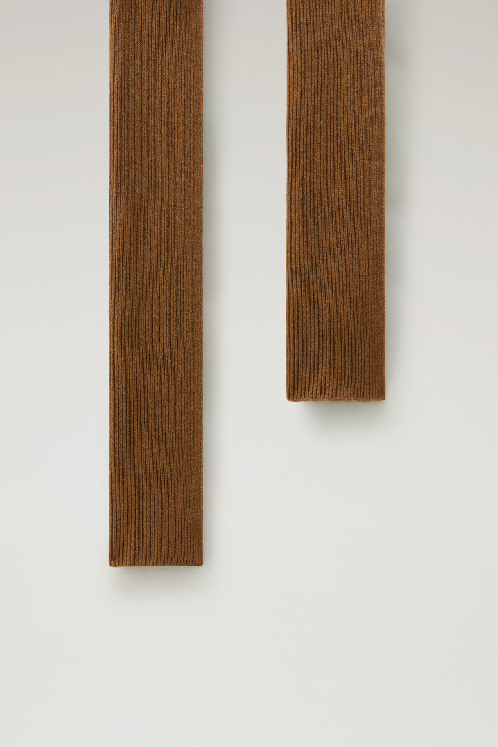 Ribbed Scarf in Pure Cashmere Brown photo 2 | Woolrich