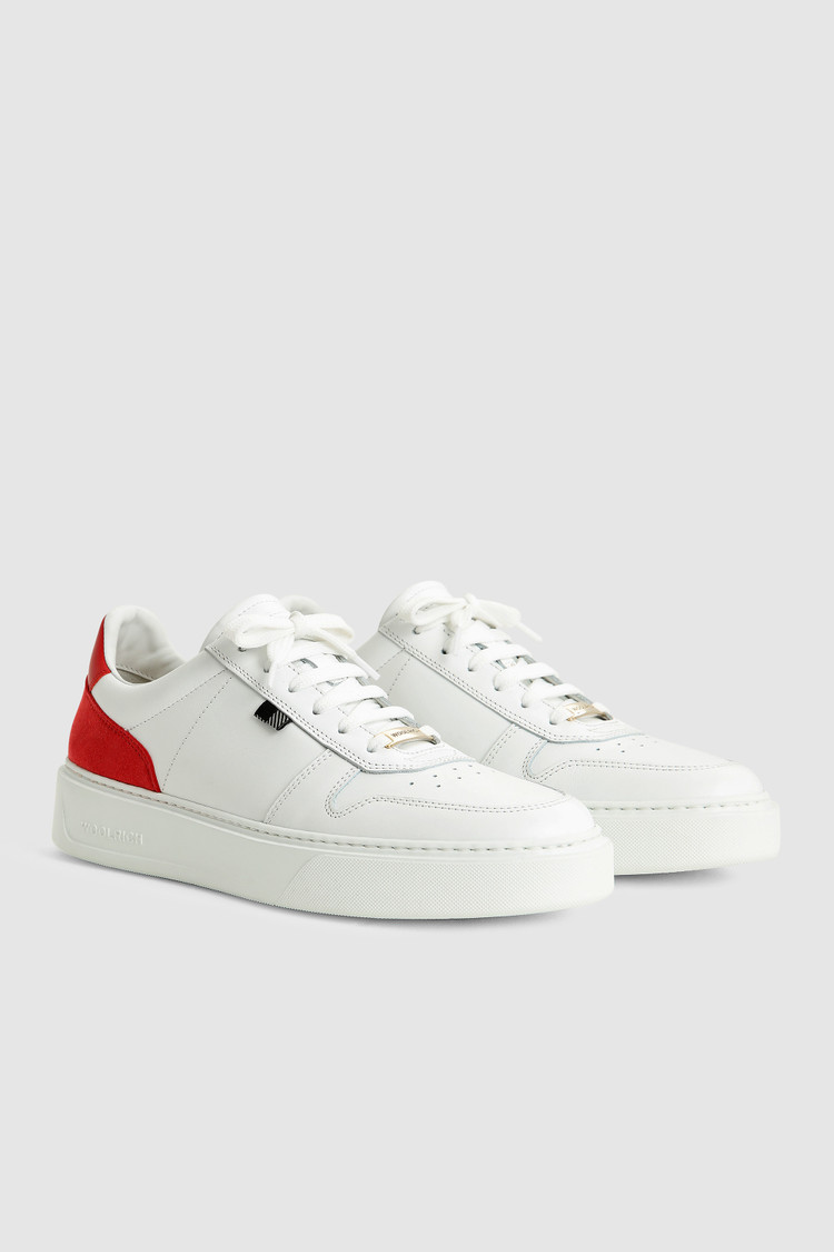 Sneakers de tennis classiques avec détails en daim