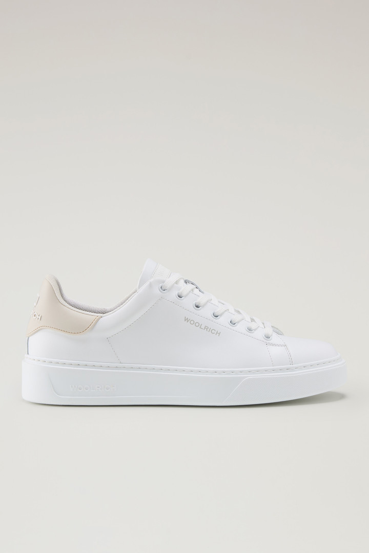 Sneakers Classic Court in pelle con toppa a contrasto Bianco photo 1 | Woolrich