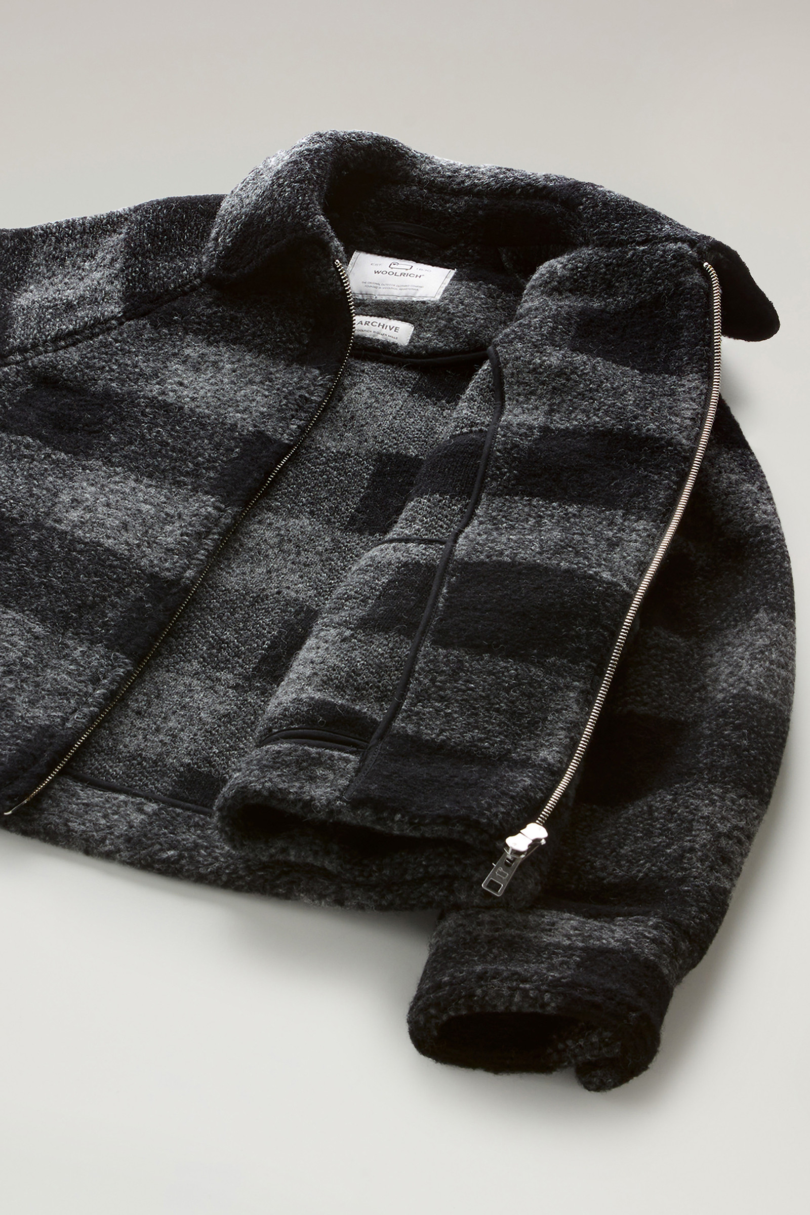 Gentry Overshirt in Wool Blend with Zip Black photo 8 | Woolrich