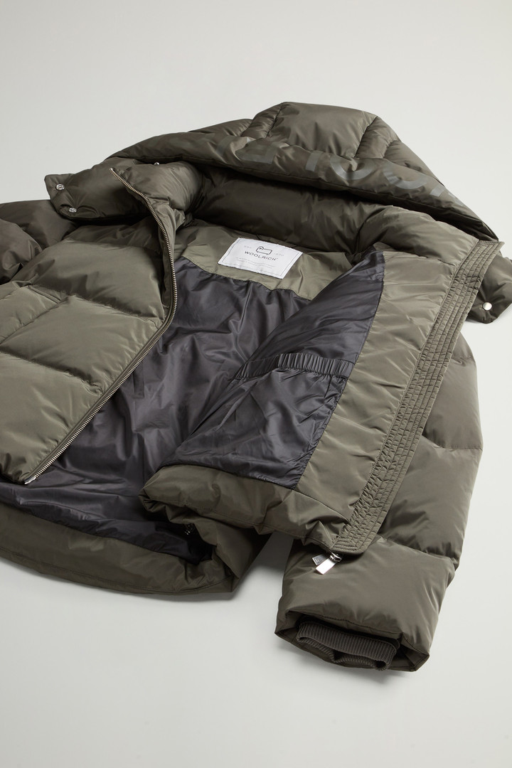 Short Alsea Down Jacket in Stretch Nylon with Detachable Hood Green photo 10 | Woolrich