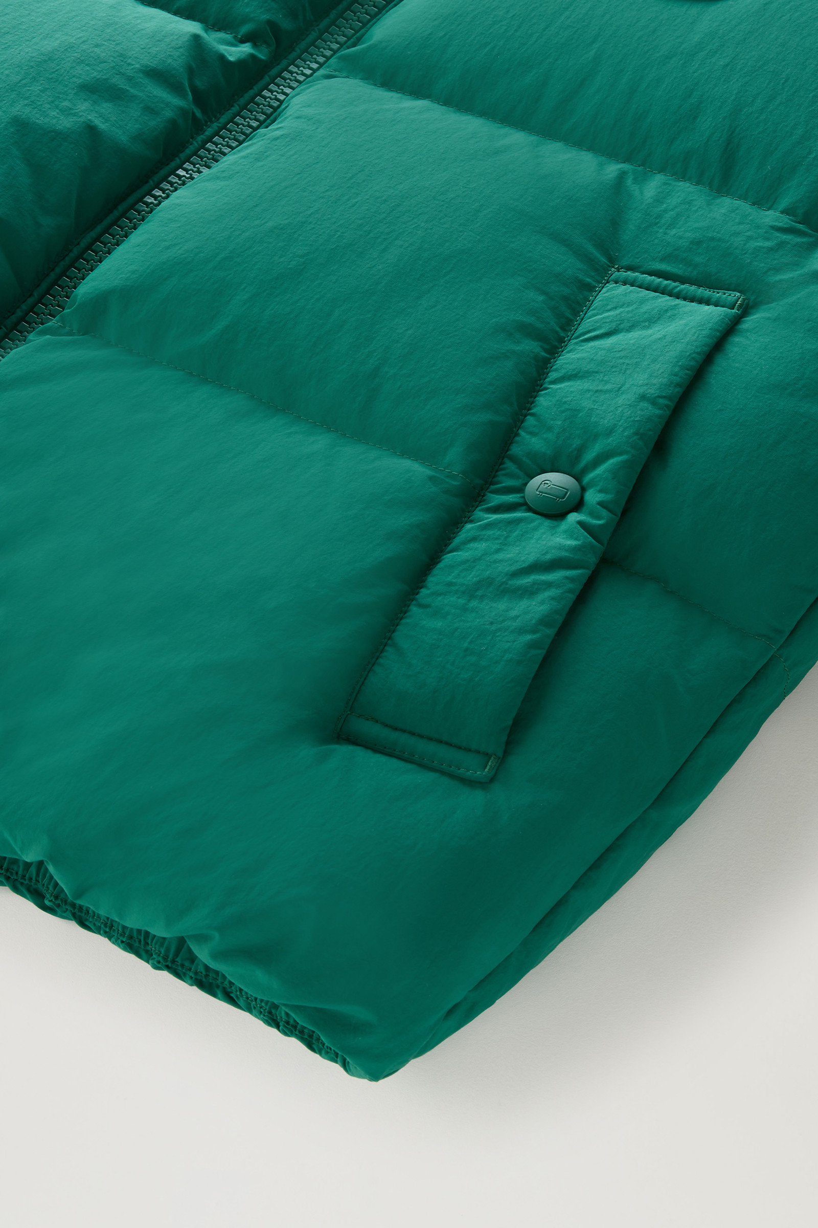 Quilted Vest in Eco Taslan Nylon Green photo 8 | Woolrich