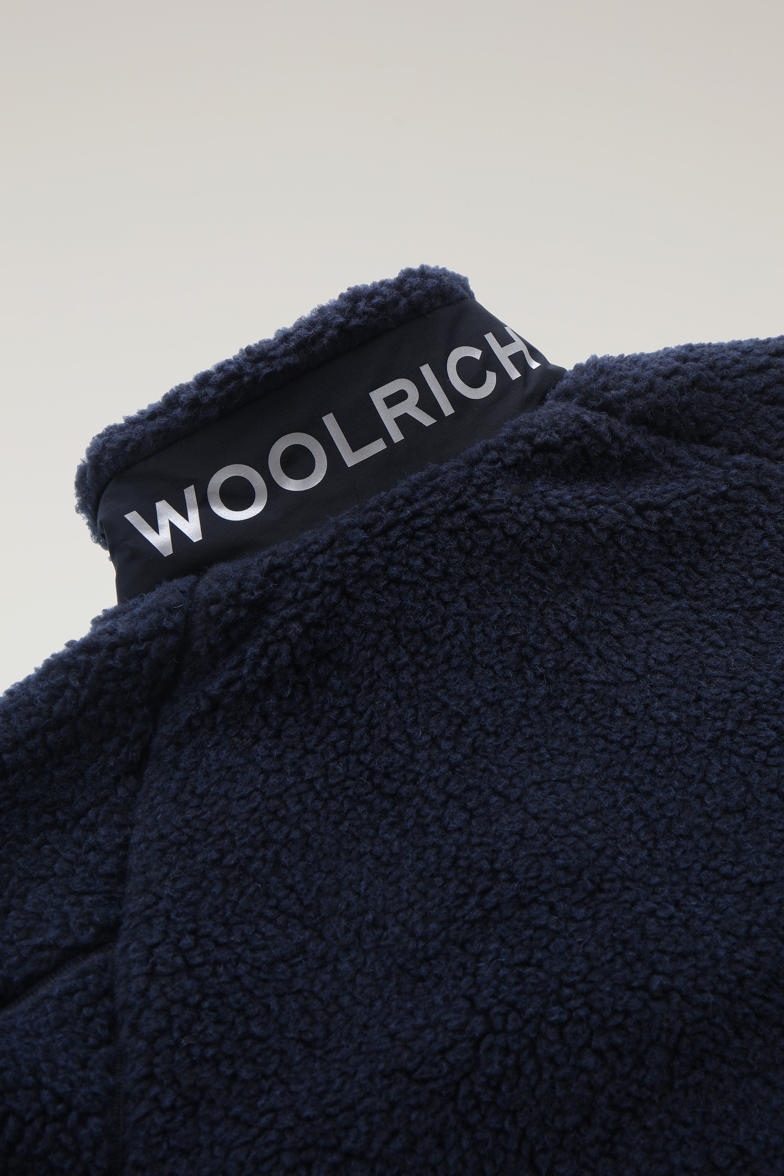 Uomo Abbigliamento da Giacche da Giacche casual Giacca ibrida in lana sherpa riciclata bluWoolrich in Materiale sintetico da Uomo colore Blu 