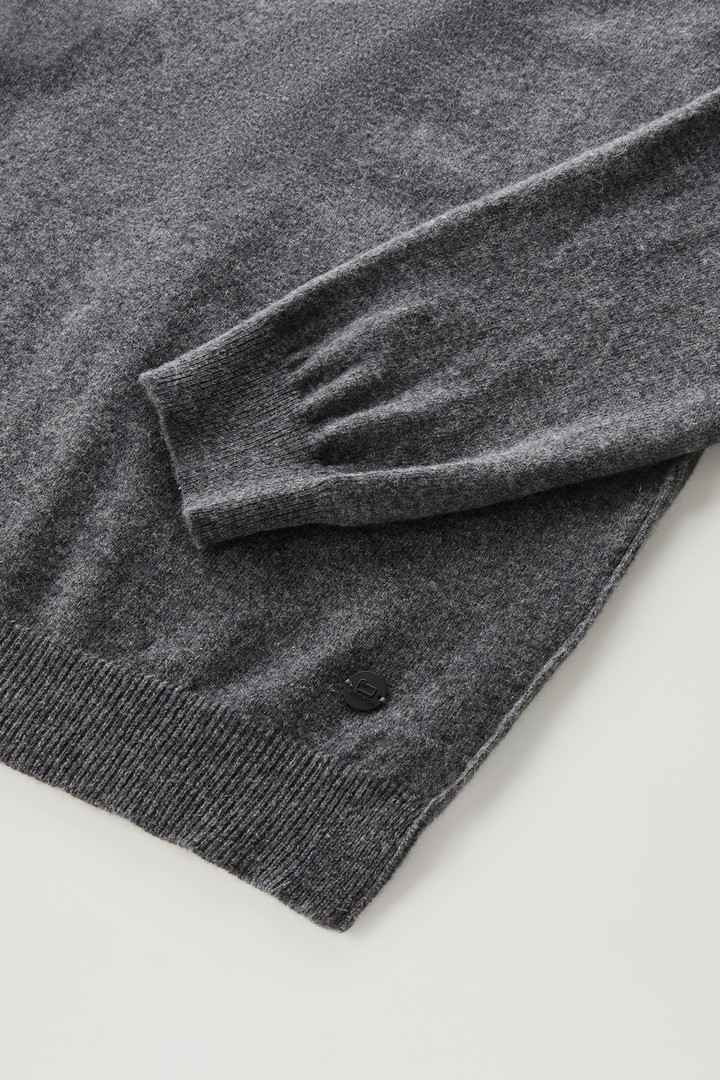 Long-Sleeved Polo Shirt in Merino Wool Blend Gray photo 3 | Woolrich