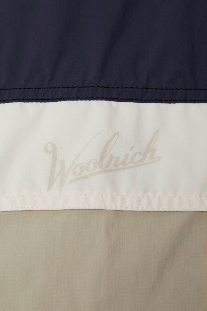 Veste en nylon Ripstop à capuche pliable Bleu photo 6 | Woolrich