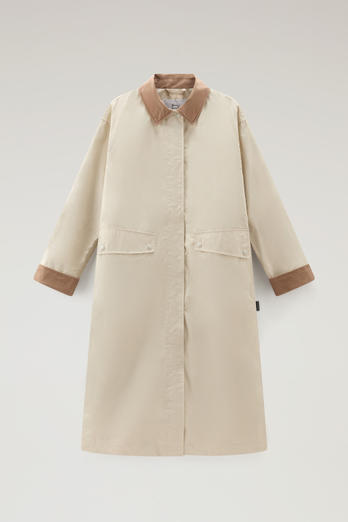 Waxed Trench Coat in Cotton Nylon Blend with Pointed Collar Beige | Woolrich