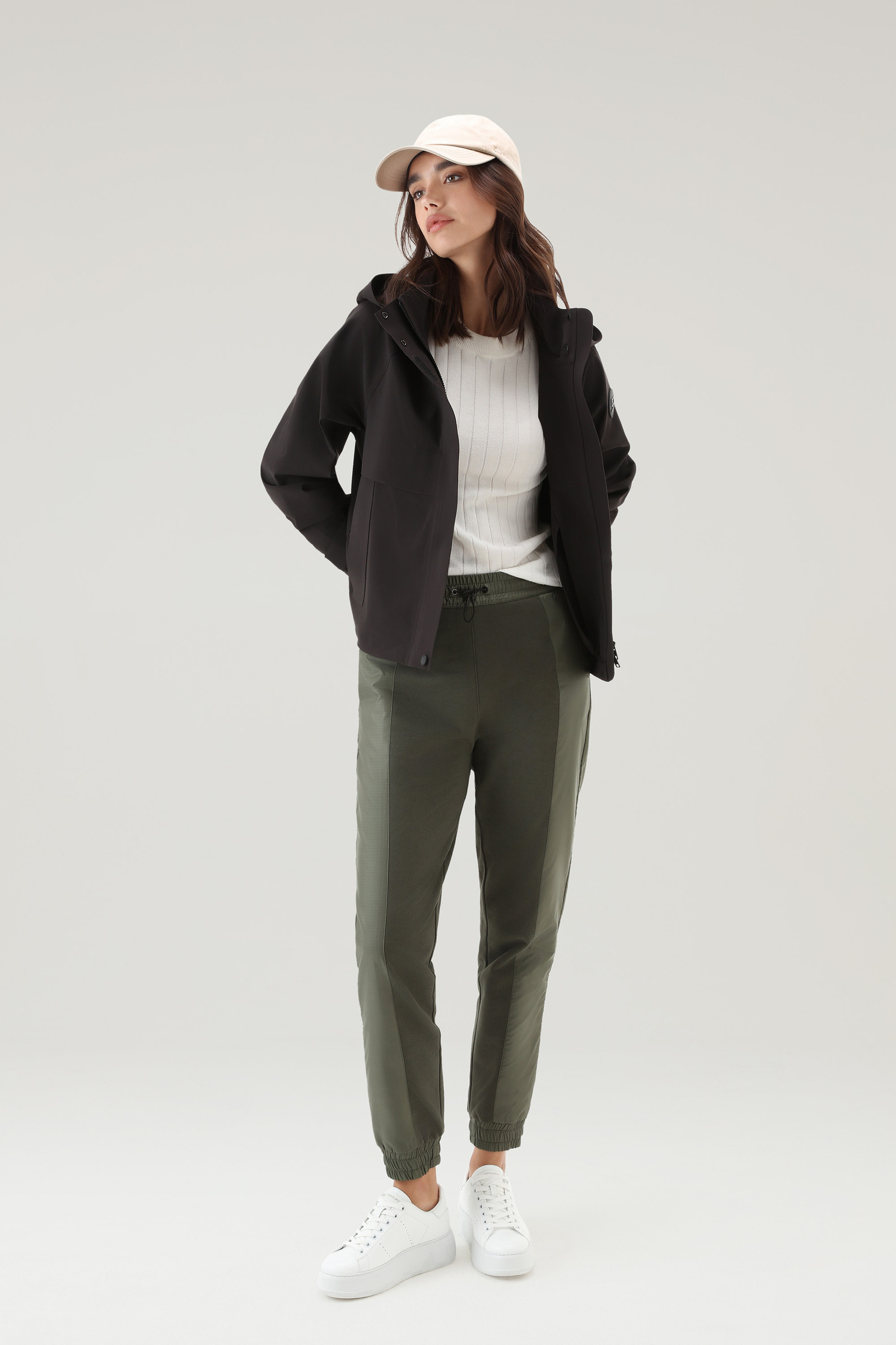 Tech Commuting Short Hooded Jacket in Stretch Nylon Black photo 2 | Woolrich