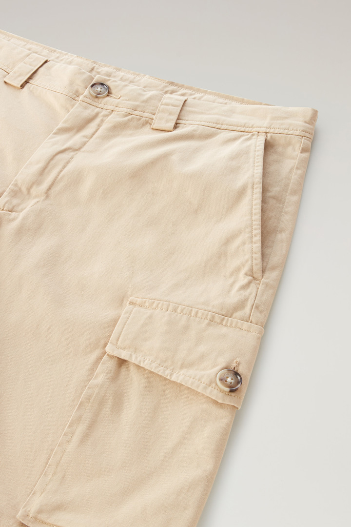 Garment-Dyed Cargo Shorts in Stretch Cotton Beige photo 6 | Woolrich