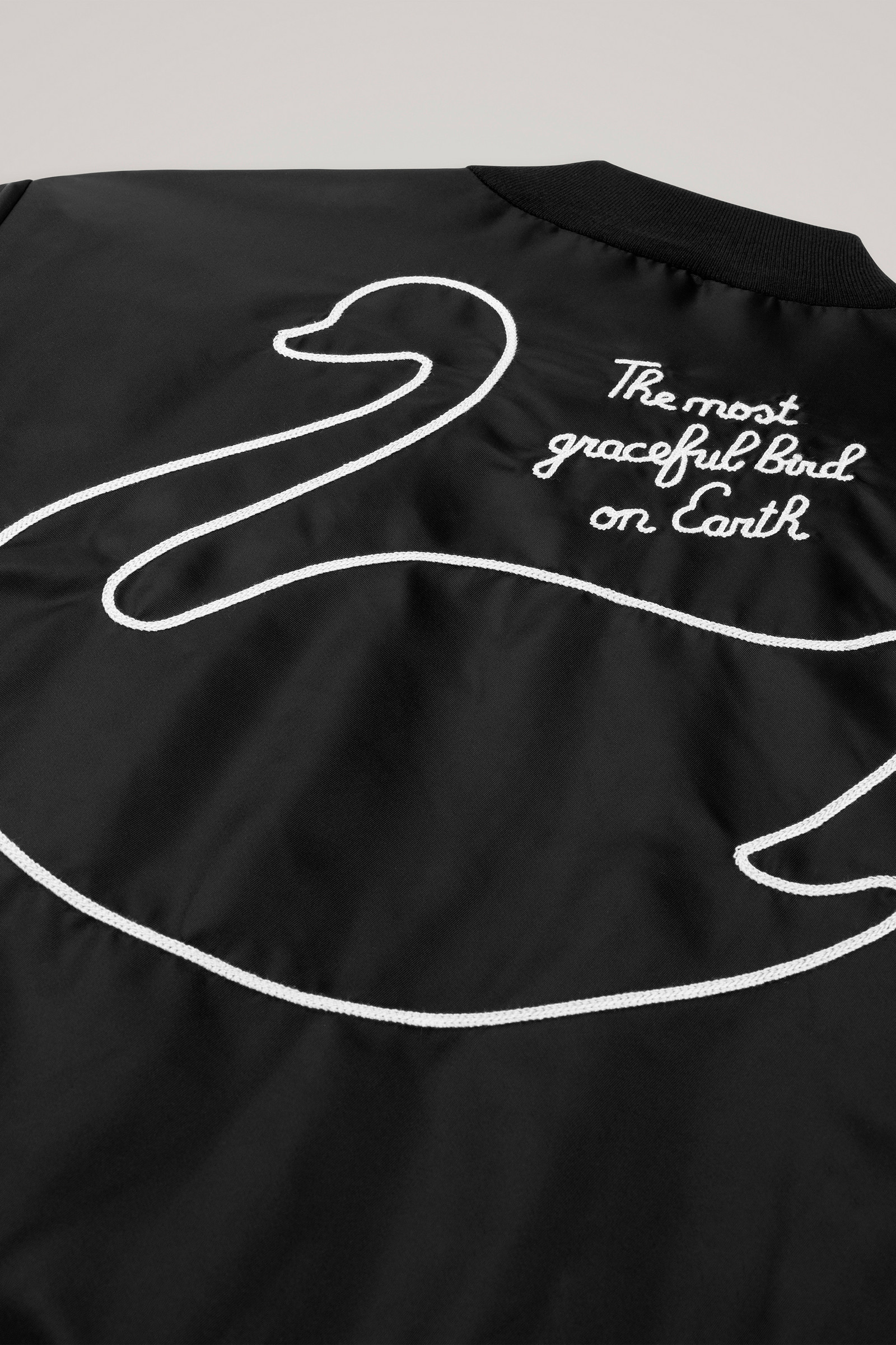 Bomber Swan rembourré en satin de nylon - Daniëlle Cathari / Woolrich noir photo 8 | Woolrich