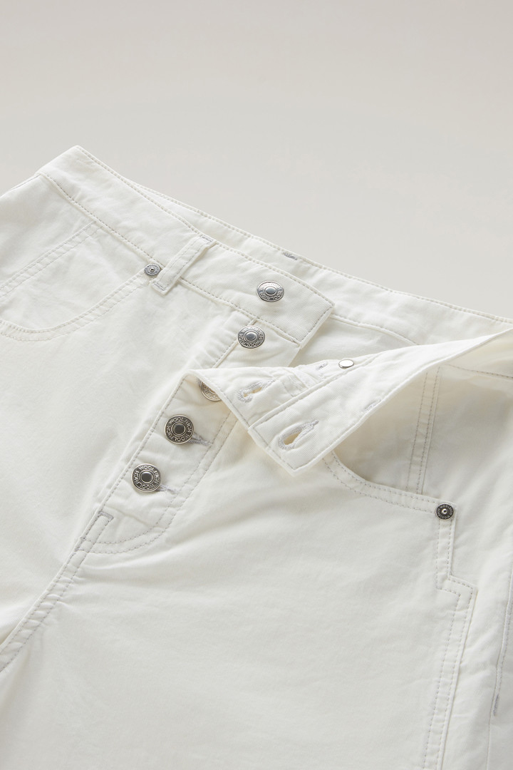 Pantalones de sarga de algodón elástico teñido en prenda Blanco photo 5 | Woolrich