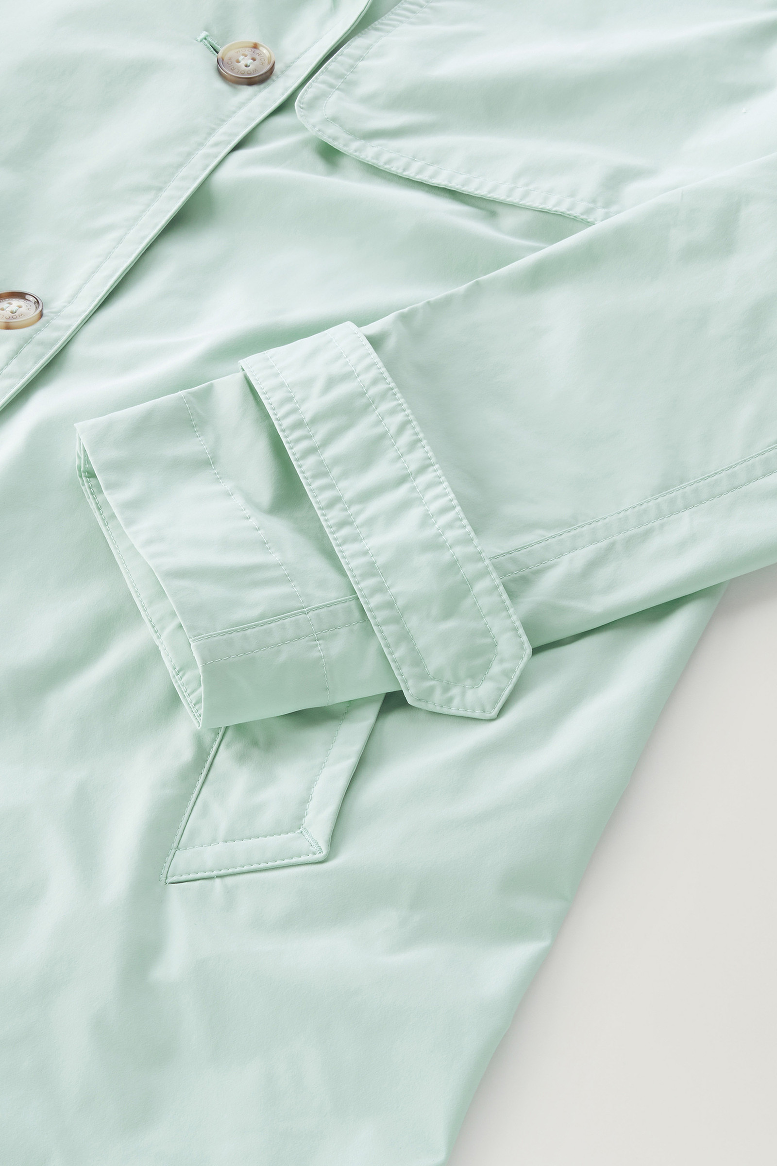 Trench estivo in tessuto Urban Touch con cintura verde photo 8 | Woolrich