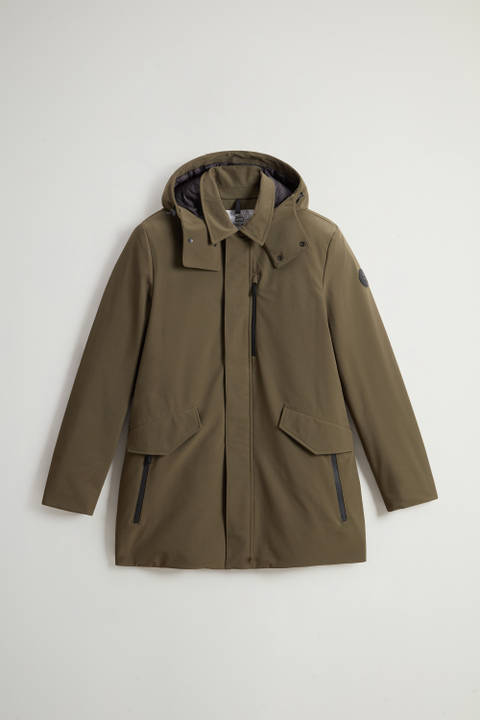 Barrow Mac Coat in Tech Softshell Green photo 2 | Woolrich